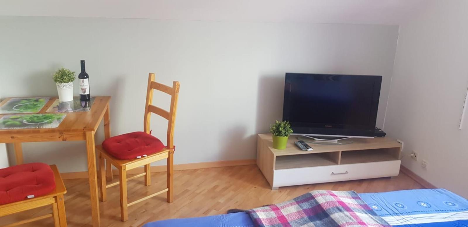 Czerwony Kamien Rubin Apartment Sianozety Phòng bức ảnh